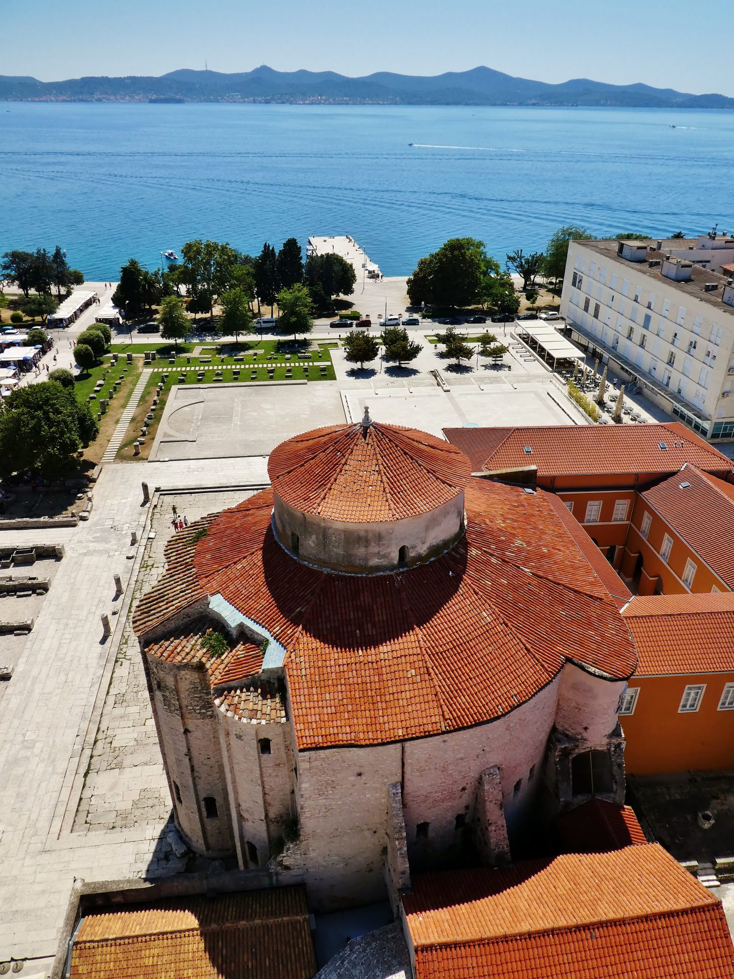 Zara (Zadar). Iglesia de san Donato y foro